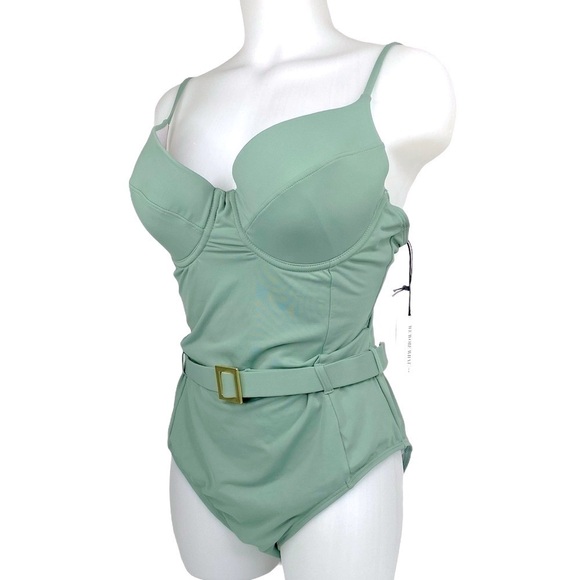 WE Wore What Belted One Piece Swimsuit - Picture 4 of 8